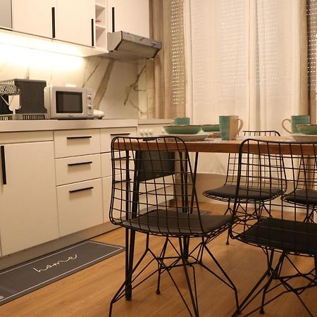 Pine Apartment ติรานา ภายนอก รูปภาพ