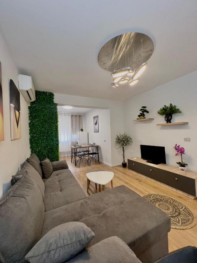 Pine Apartment ติรานา ภายนอก รูปภาพ